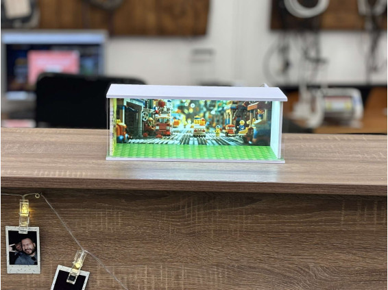 Empty diorama with your photos (bottom, left, right, back)