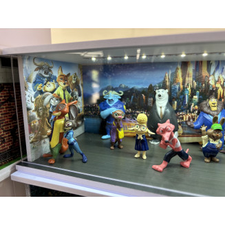 Empty diorama, with your imagination, leave the graphic for us